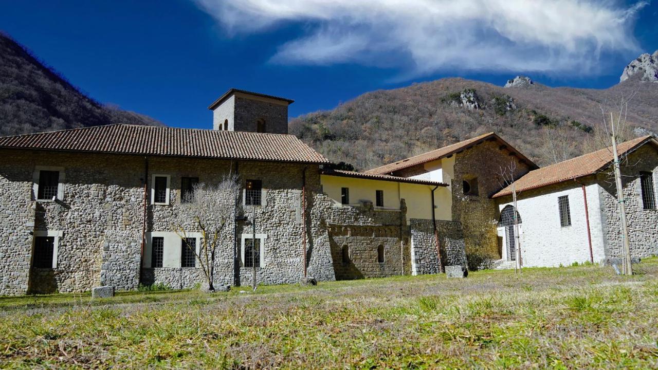Hotel Abbazia Ss. Quirico E Giulitta Micigliano Exteriér fotografie